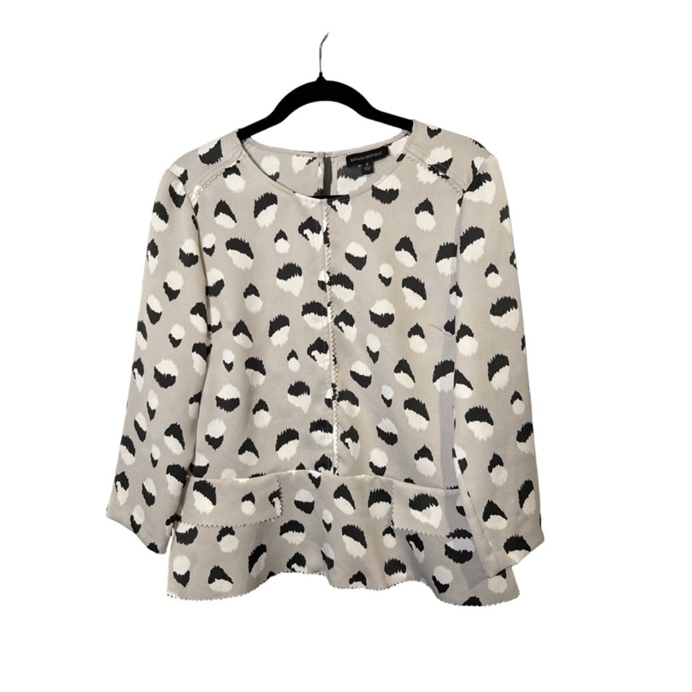 BANANA REPUBLIC Size S Gray Black and White Abstract Polka Dot Print